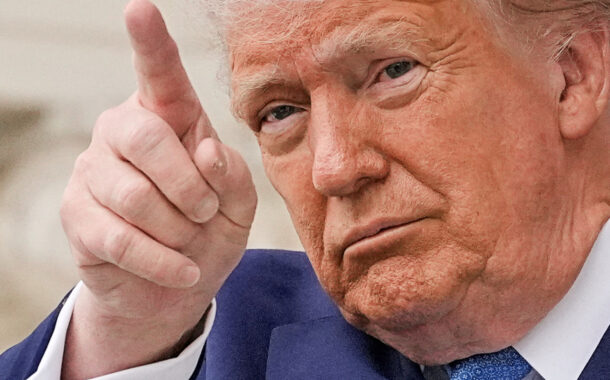 Trump diz que Putin “está a brincar com o fogo”