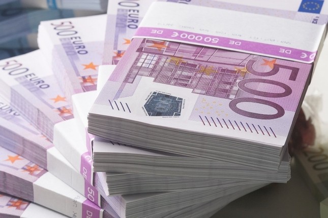 Economia portuguesa cresce 1,6% homólogos no 1.º trimestre e cai em cadeia, revela INE