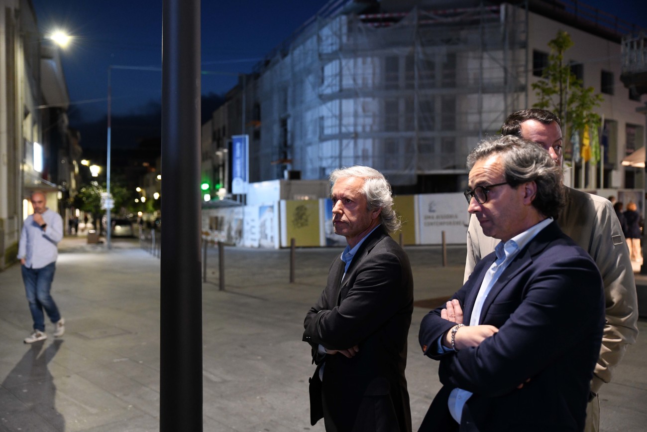 Centro de Famalicão já tem iluminação reforçada