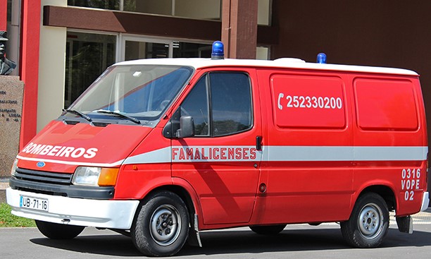 Despiste de mota faz dois feridos em Famalicão