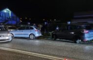 Jovem português despista-se e arrasta três carros em Tui