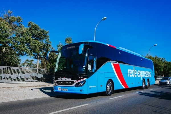 Rede Expressos lança bilhetes a 1,95 euros para viagens entre Porto, Braga, Guimarães e aeroporto