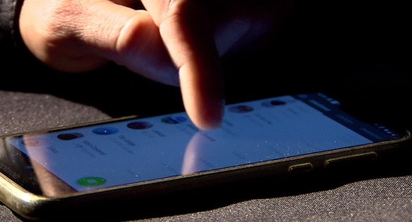 Associação alerta para “aumento preocupante” de extorsão sexual a homens