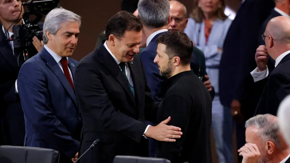 Montenegro falou com Zelensky e reafirmou apoio: “Paz justa e duradoura”
