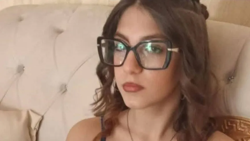 Encontrada num armário. Adolescente de 14 anos morta à pedrada pelo ‘ex’ em Itália