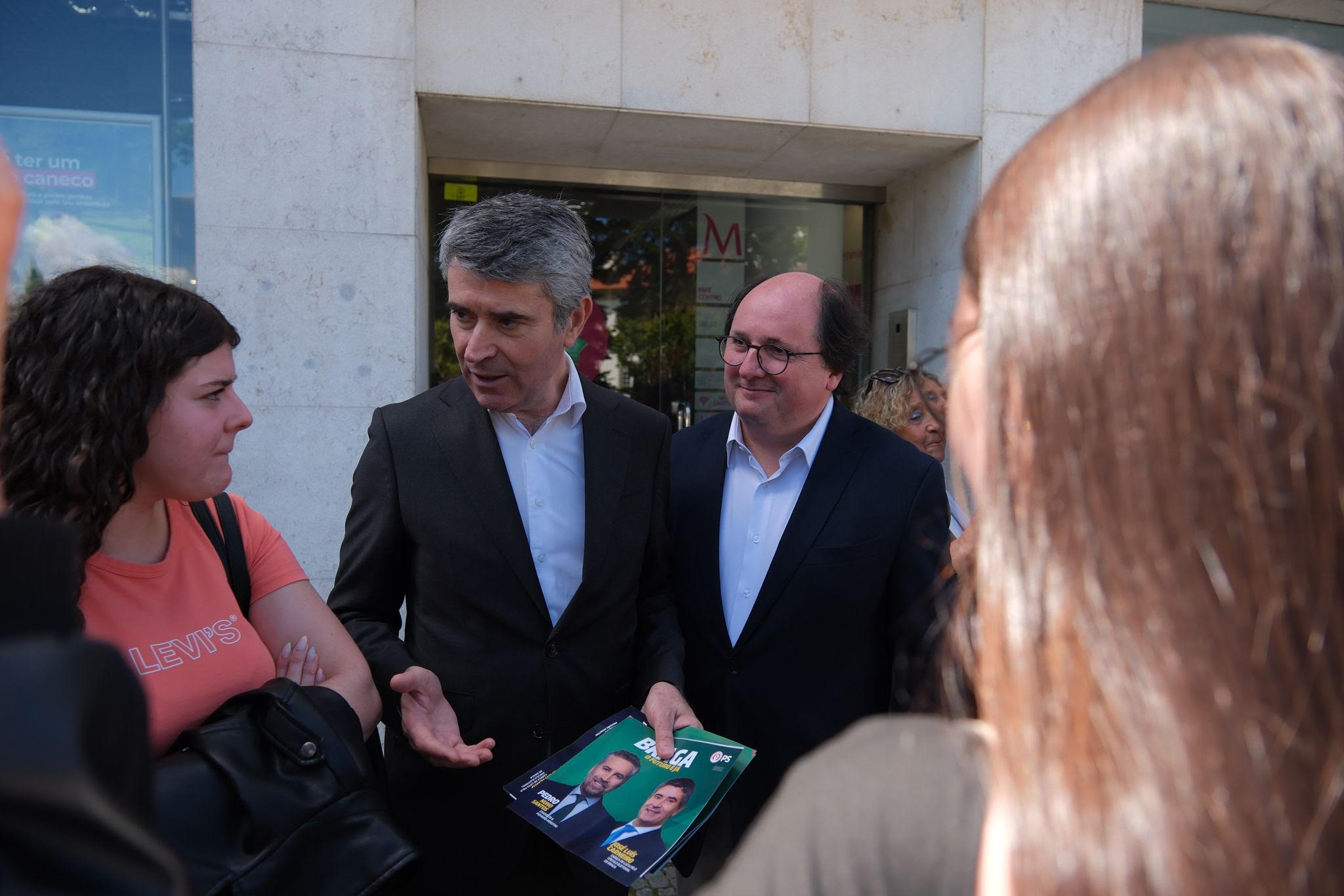 Legislativas. José Luís Carneiro quer retomar combate à pobreza
