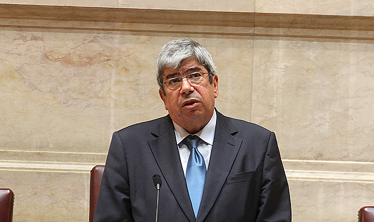 Ferro Rodrigues diz que extrema-direita está envolvida numa perseguição contra si