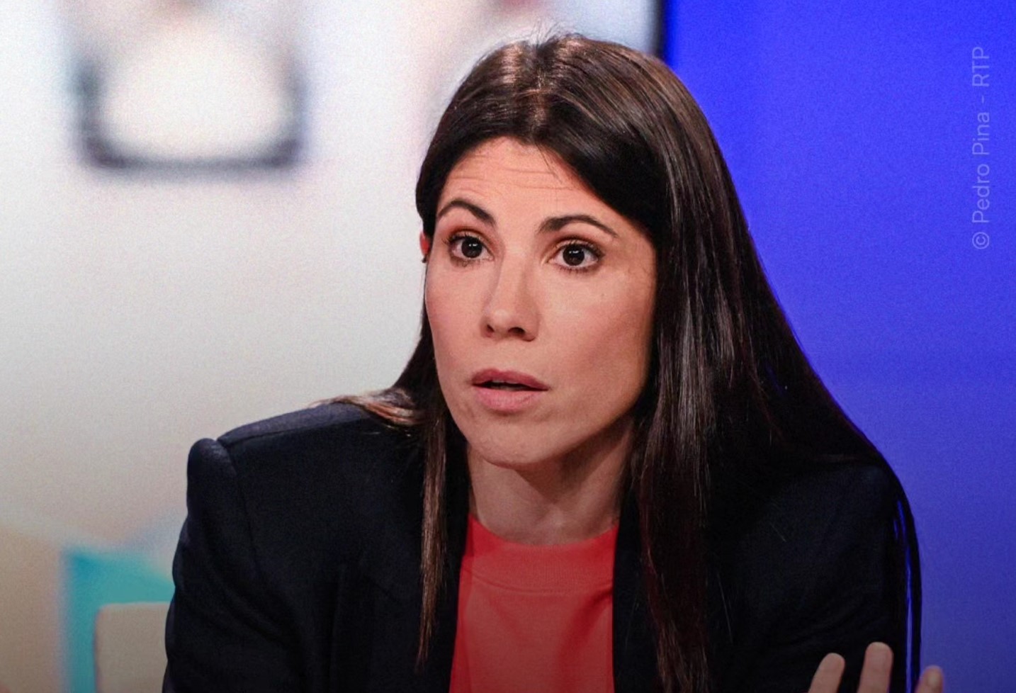 Mariana Mortágua questiona Governo sobre contaminação do Rio Lima