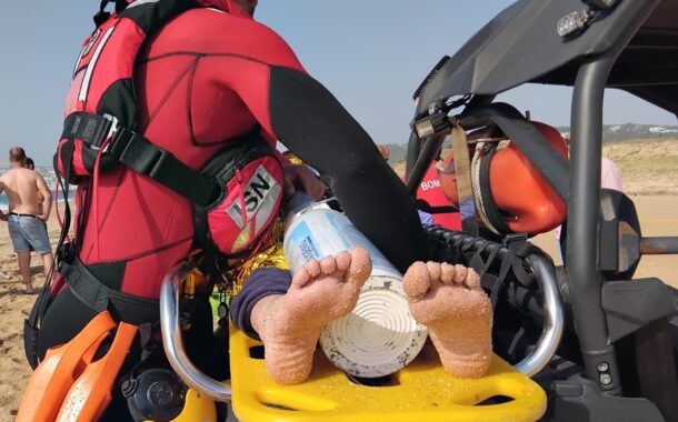 Duas pessoas resgatadas na praia dos Moinhos em Viana do Castelo