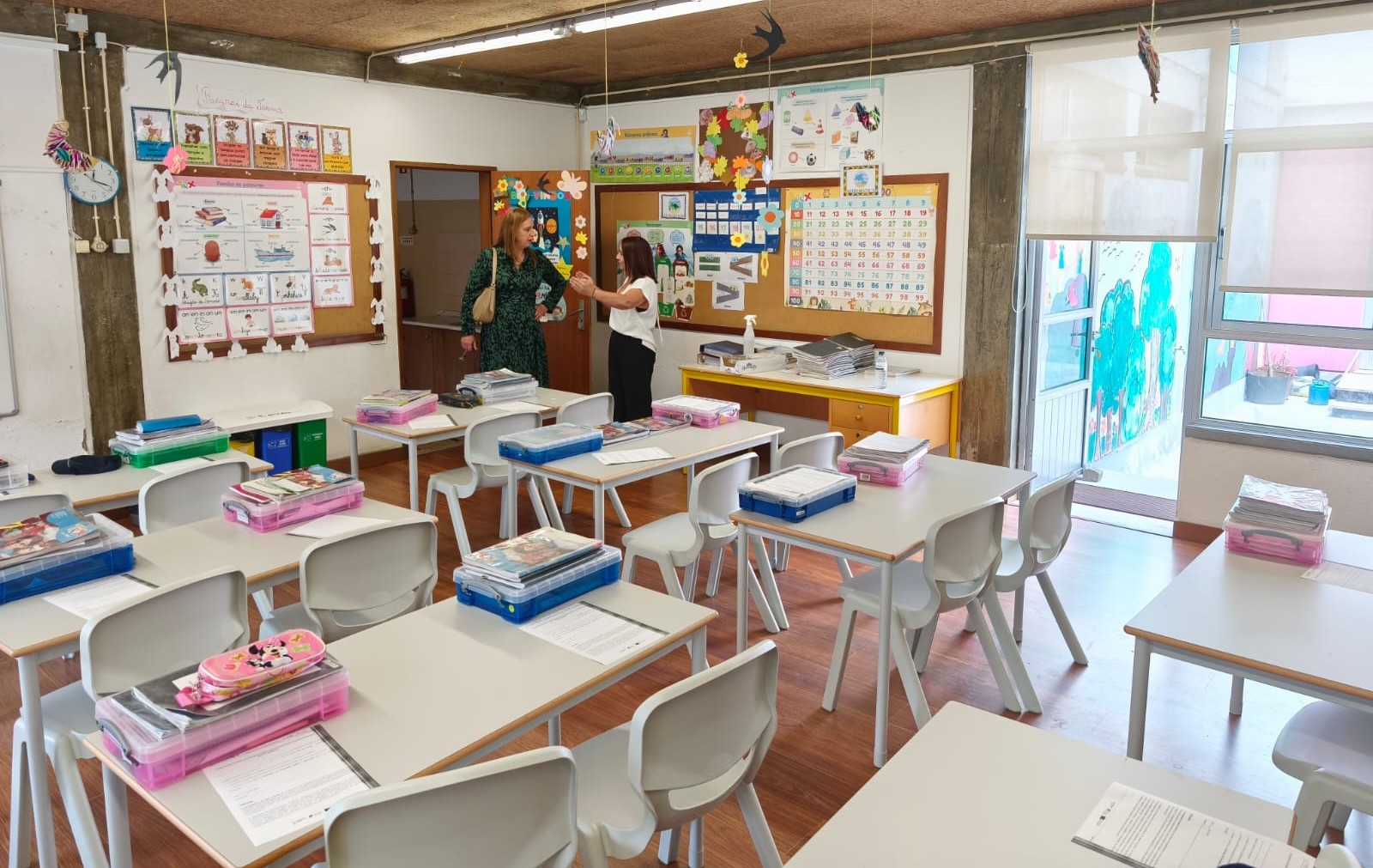 Câmara de Braga investe mais de 200 mil euros em mobiliário escolar