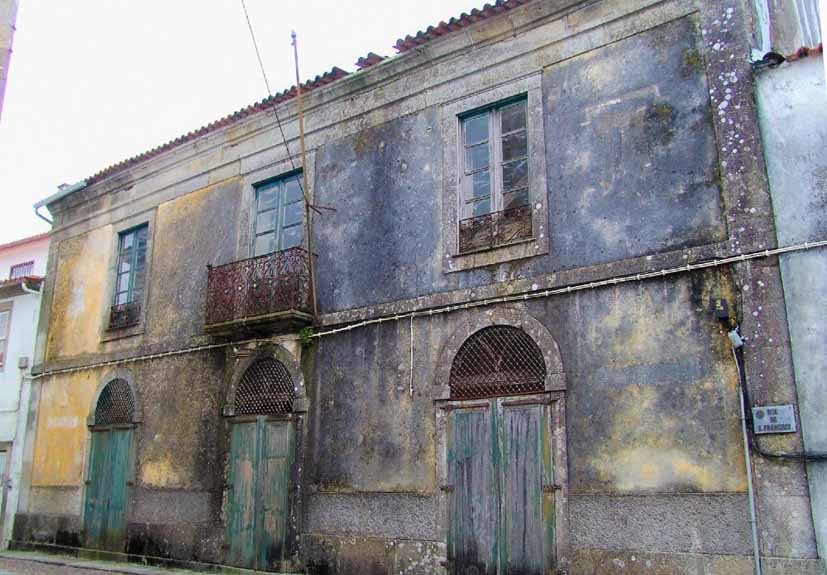Câmara de Valença lança concurso de 1,2 ME para reabilitar cineteatro centenário
