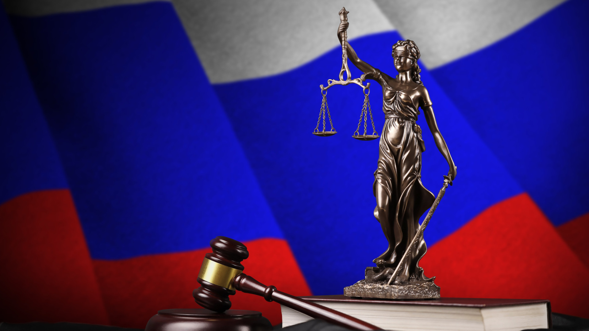 Rússia condena jovem com paralisia cerebral a 12 anos por alta traição
