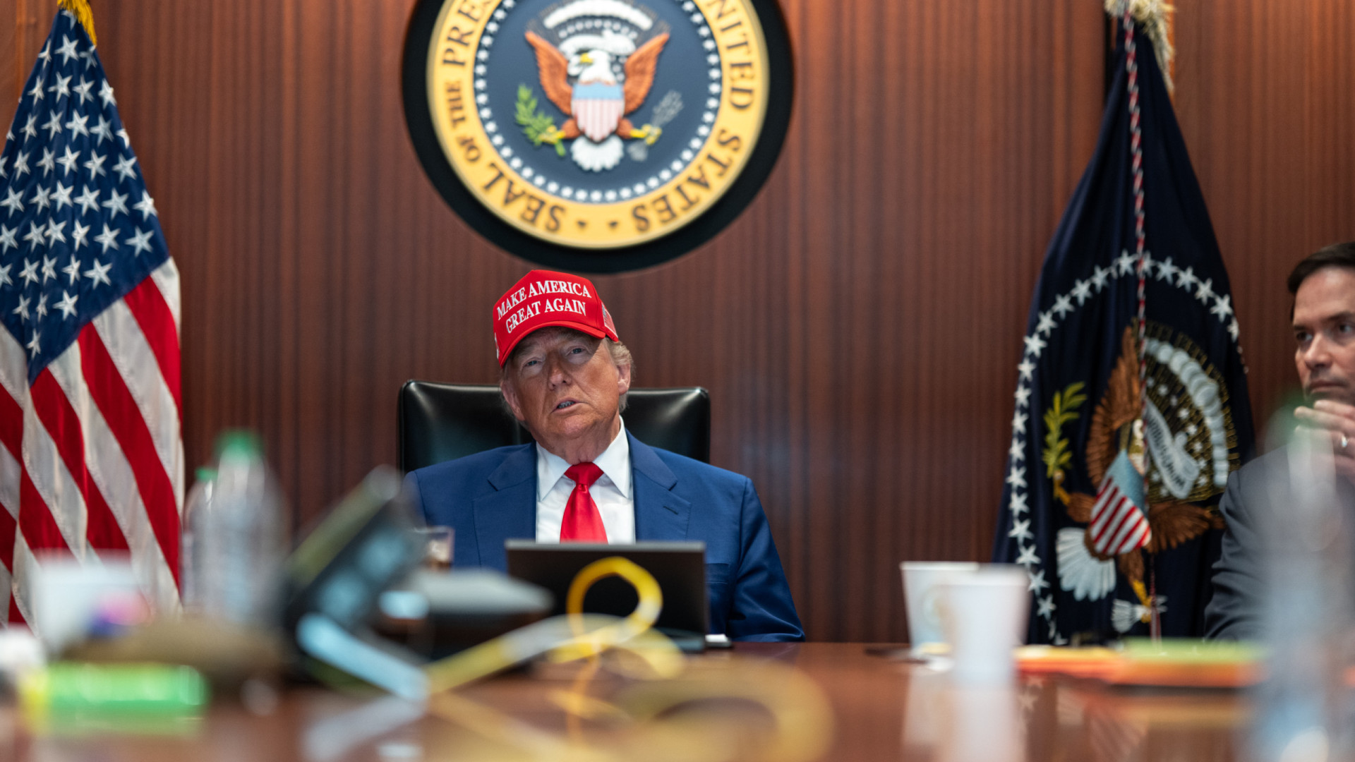 Trump diz ter salvo ayatollah Ali Khamenei de “morte horrível”