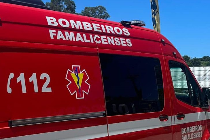 Famalicão. Carro em marcha-atrás atropela idosa