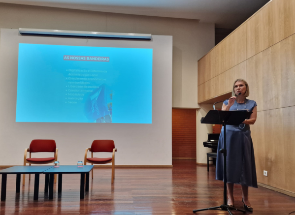 Autárquicas. ‘Liberal’ Magda Ferro concorre à Câmara de Barcelos “não com promessas, mas com planos