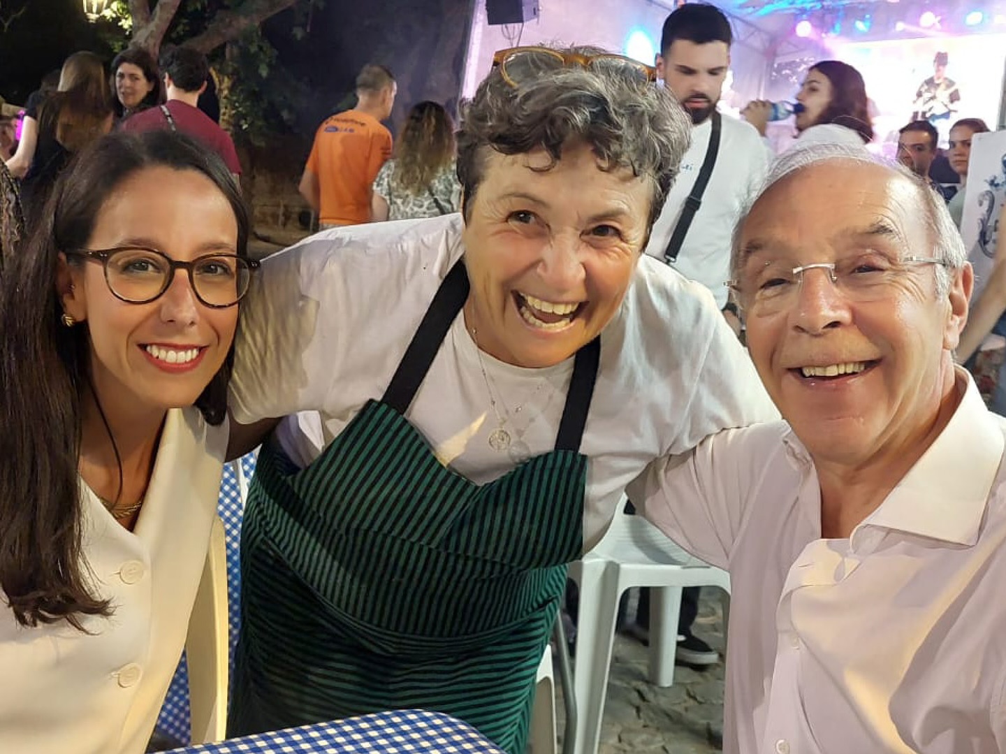 Mendes desafia ministra a explicar o que se passa na Saúde