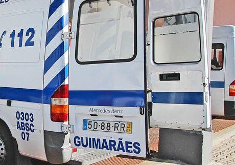 Motociclista ferido em colisão na Circular Urbana de Guimarães