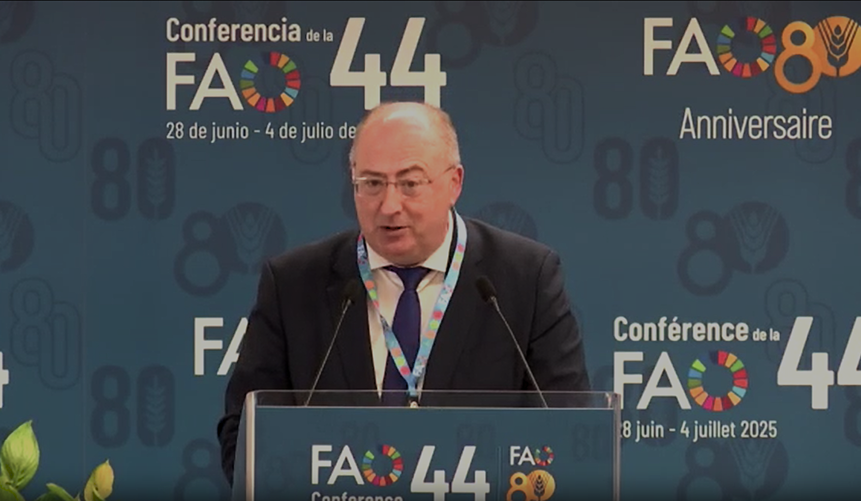 Em Itália. José Manuel Fernandes defende aumento do rendimento dos agricultores