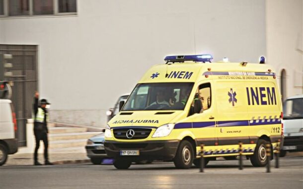 Estafeta ferido após colisão com automóvel em Braga