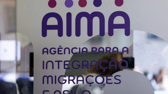 Autorizações de residência caducadas prolongadas até 15 de outubro