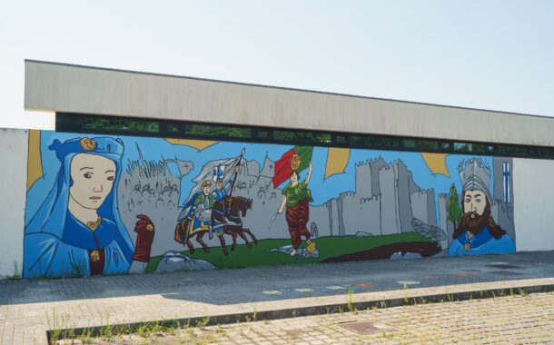 Guimarães. Comunidade escolar constrói murais alusivos aos 900 anos da Batalha de São Mamede