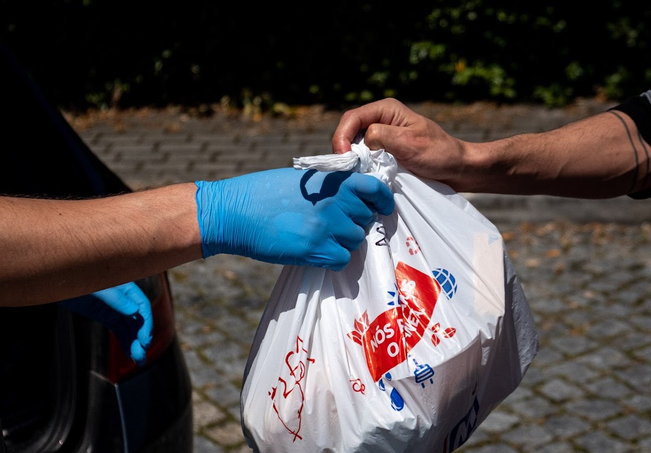 Virar a Página convida candidatos a conhecer desafios do combate à carência alimentar em Braga