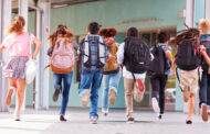 Portugueses gastam até 150 euros por filho no regresso às aulas, contabiliza estudo