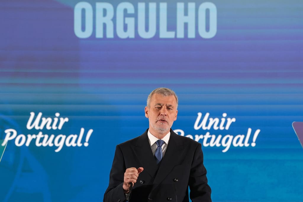 Presidenciais. Gouveia e Melo diz em Guimarães que Constituição não reserva a Presidência para partidos