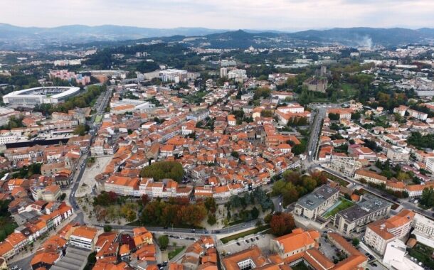 Câmara de Guimarães atribui mais de 3,2 milhões de euros em apoios diretos às IPSS e clubes desportivos