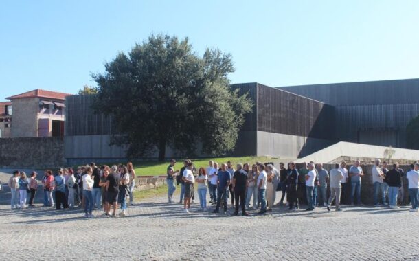 Santo Tirso. Trabalhadores da Polopiqué protestam junto à empresa