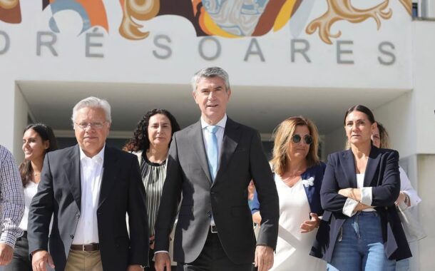 Deputados do PS de Braga vão à escola ver arranque ano letivo