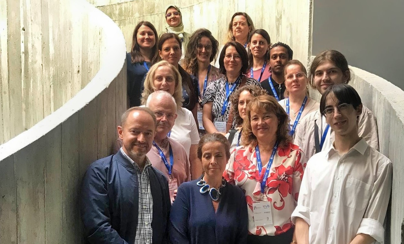 Técnicos de laboratório de 12 países partilham experiência na UMinho