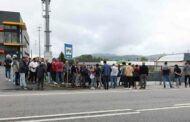 Guimarães. Trabalhadores da StampDyeing regressam de férias e dão com portões fechados a cadeado