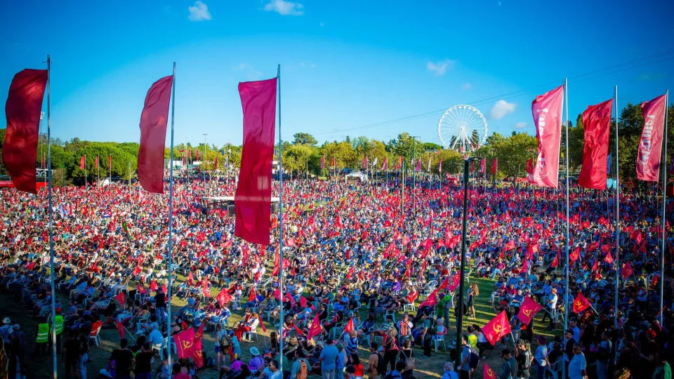 Tragédia em Lisboa. Partidos cancelam ações, mas PCP mantém Avante!
