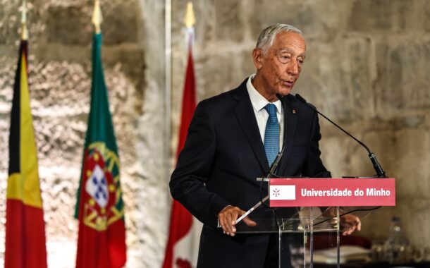 “Não se deve pedir aos políticos para intervirem no domínio da justiça”, afirma Marcelo em Braga