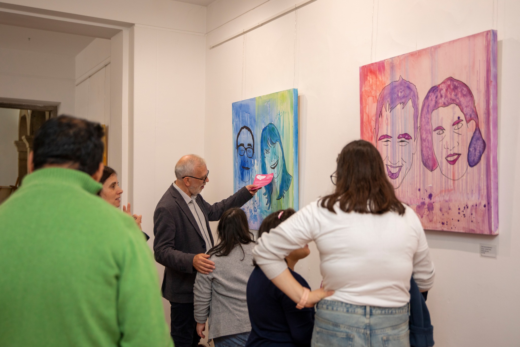 Exposição ‘Igualdade em Cada Traço’ lança grito silencioso em Barcelos