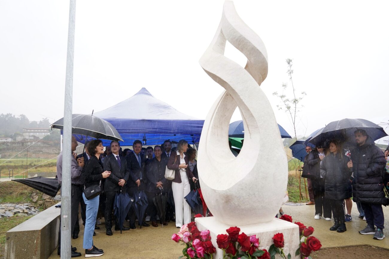 Braga inaugura escultura dedicada aos Caminhos de Santiago