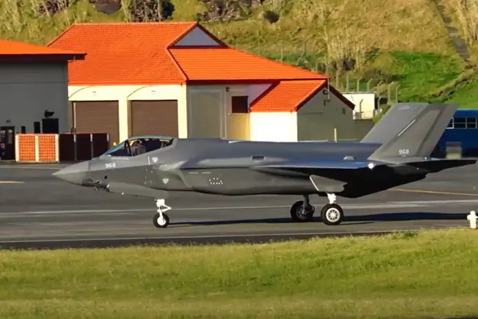 Caso dos F35. PS e PCP querem ouvir Melo e Rangel no Parlamento, Livre e Bloco pedem cabeça dos ministros