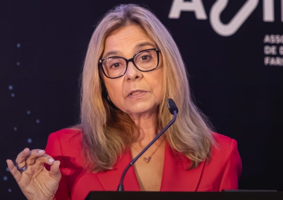 Ministra da Saúde terá pedido para deixar cargo a Luís Montenegro