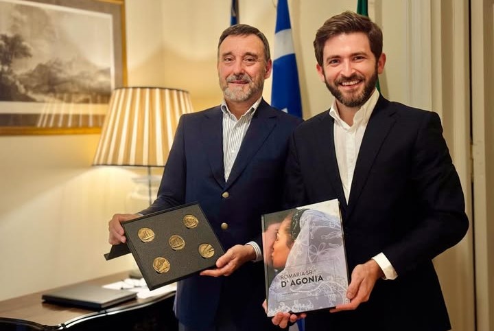 Viana do Castelo. Romaria de Nossa Senhora d’Agonia mostra-se ao embaixador de Portugal na Grécia