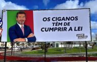 Seis pessoas avançam com ação em tribunal para obrigar Ventura a retirar cartazes