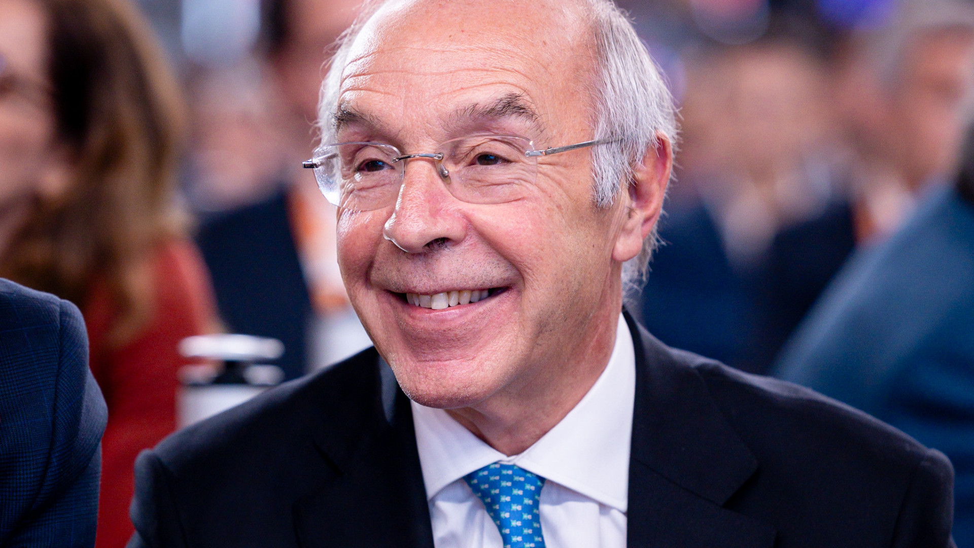 Marques Mendes na frente, mas praticamente empatado com Gouveia e Melo