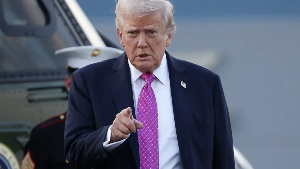 Democratas condenam ameaça de Trump de pena de morte a congressistas