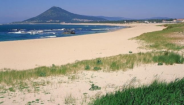 Caminha garante financiamento para praia de Moledo e desassoreamento do rio Minho