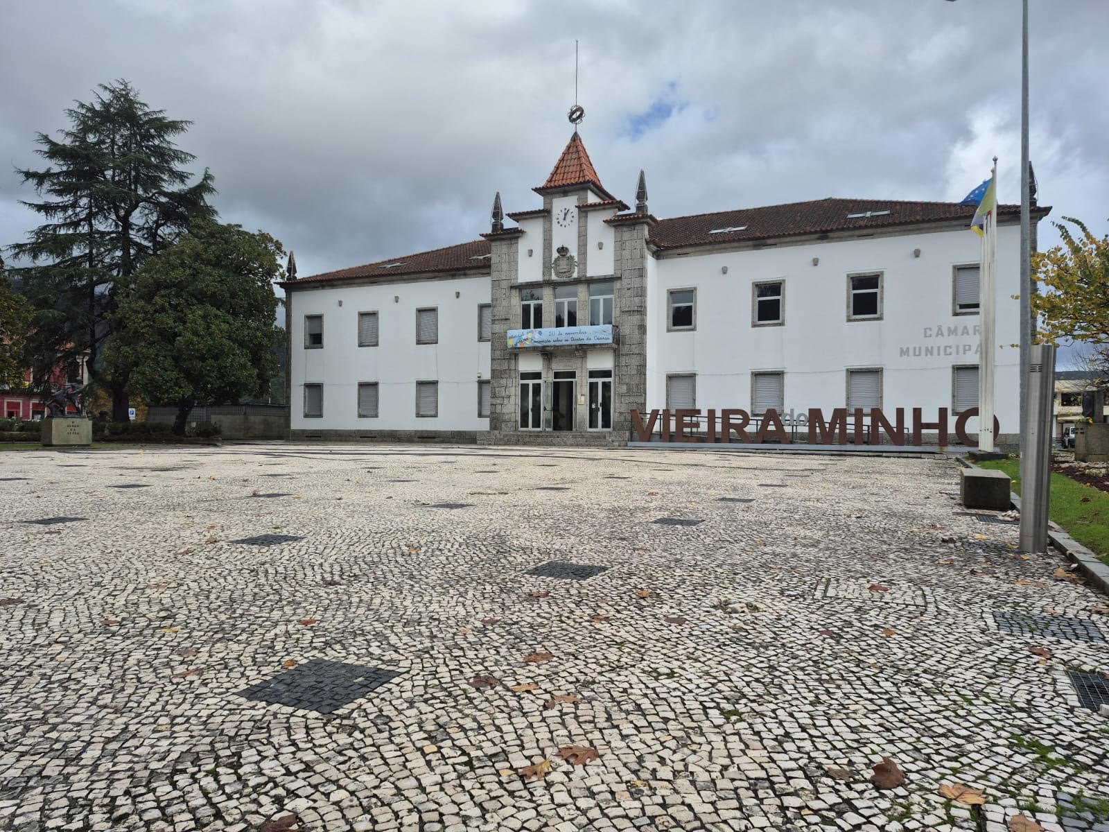 PSD de Vieira do Minho acusa Câmara de “profundo de desrespeito” ao cancelar “eventos fundamentais”