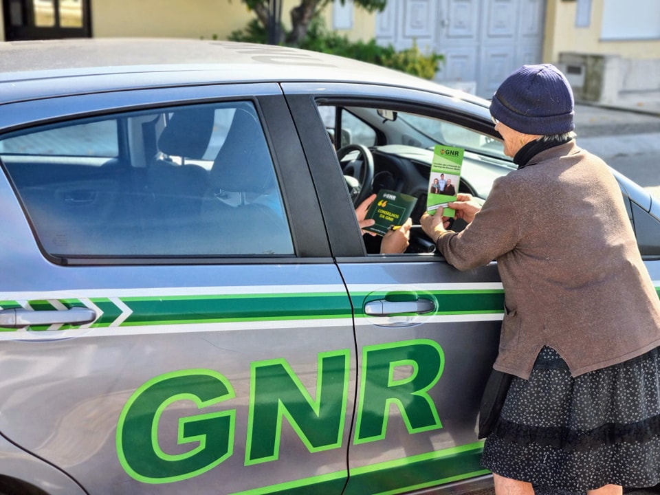 População de Arcos de Valdevez alerta para presença de carros suspeitos nas localidades