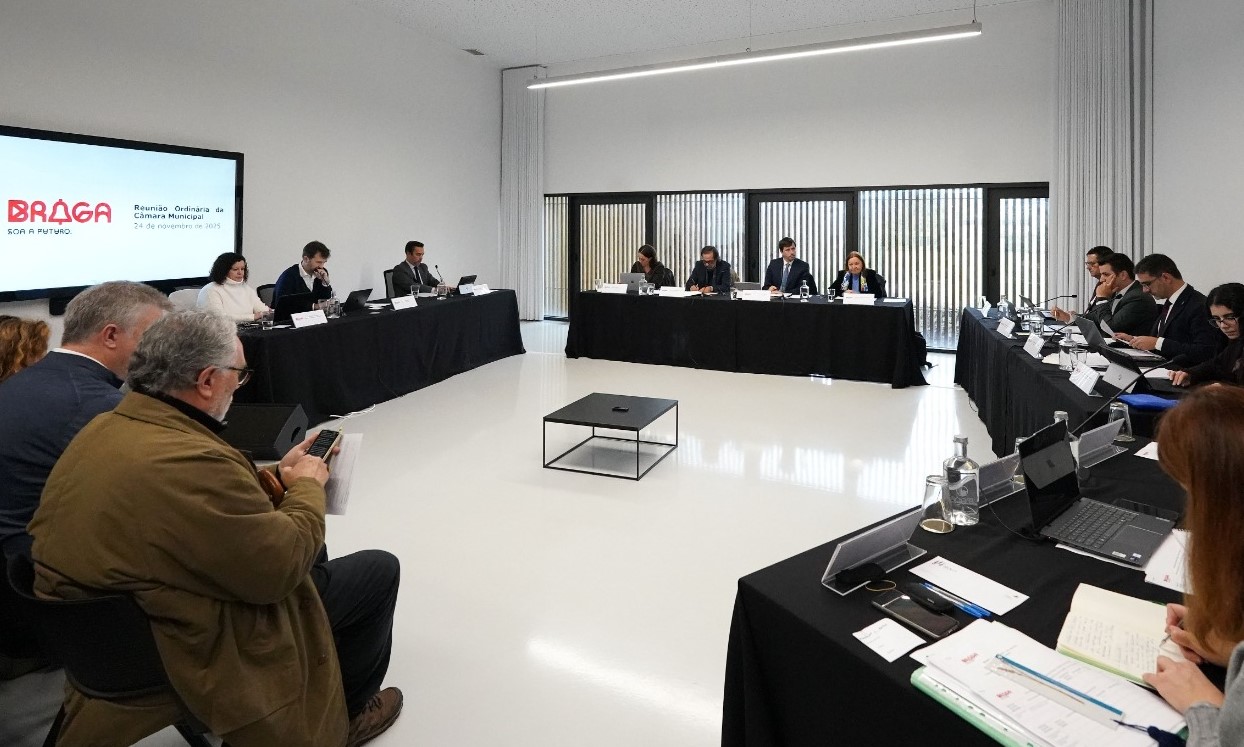 Decisão de alterações nas empresas municipais de Braga adiada para dia 29