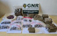 GNR apanha mulher sem carta e milhares de doses de droga no carro em Valença