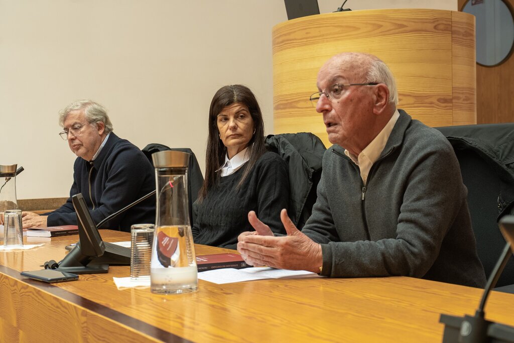 Fórum Esposende apresenta ‘O Passado Revisitado’ de Francisco Brás Marques