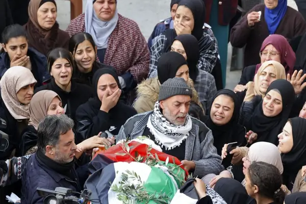 Israel admite ter matado palestiniano “terrorista” de 14 anos